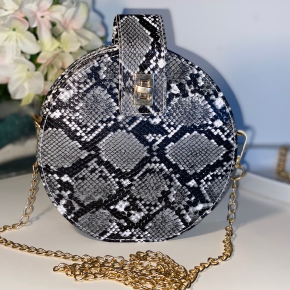 Jenn ✨ - Picture 1 of 1